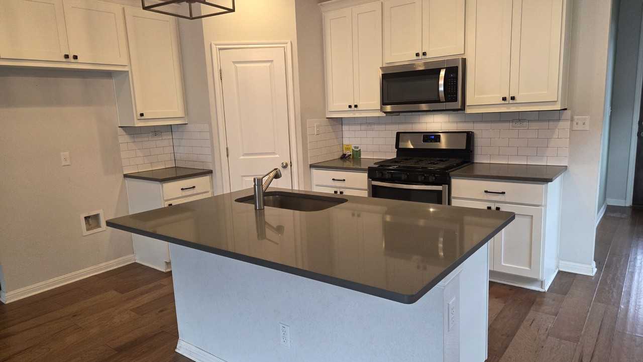 209 Winding Hollow Ln #NA - Photo 5 of 28