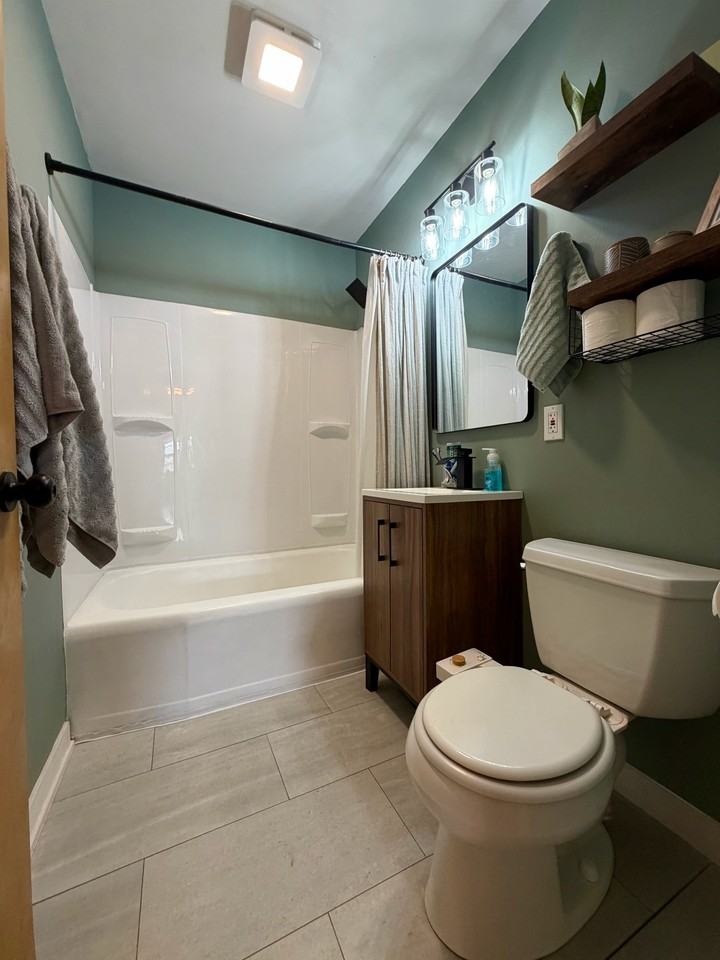 8244 W Center St #NA - Photo 3 of 9
