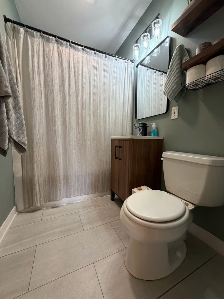 8244 W Center St #NA - Photo 6 of 9