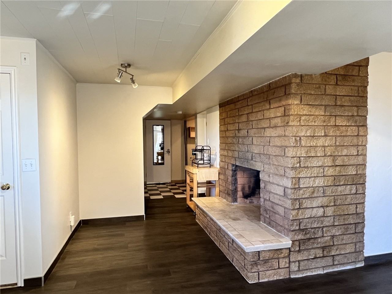 1779 S Foothill Dr #B - Photo 5 of 16