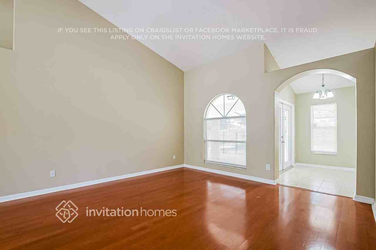 14809 Pine Cone Trl - Photo 3 of 17
