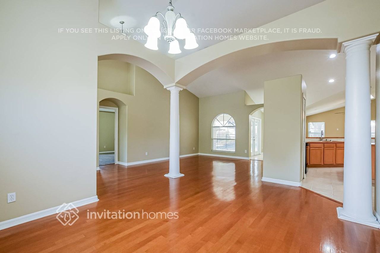 14809 Pine Cone Trl - Photo 5 of 17