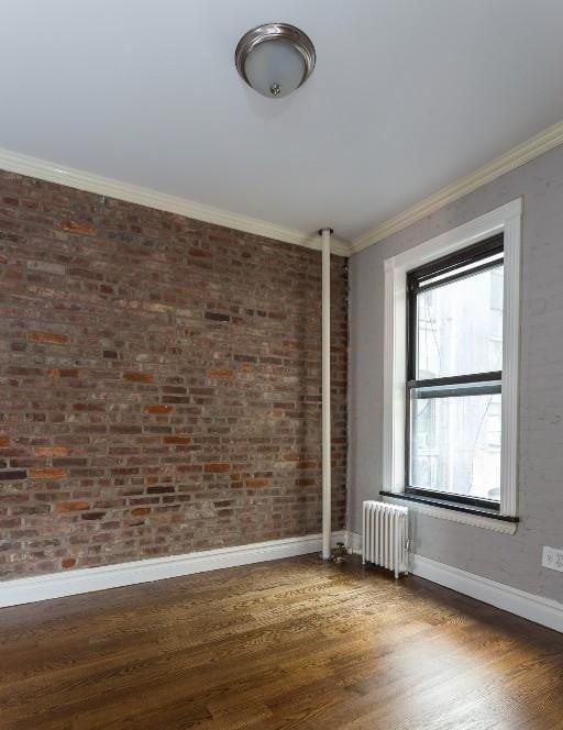 340 E 18th St #3B - Photo 2 of 8