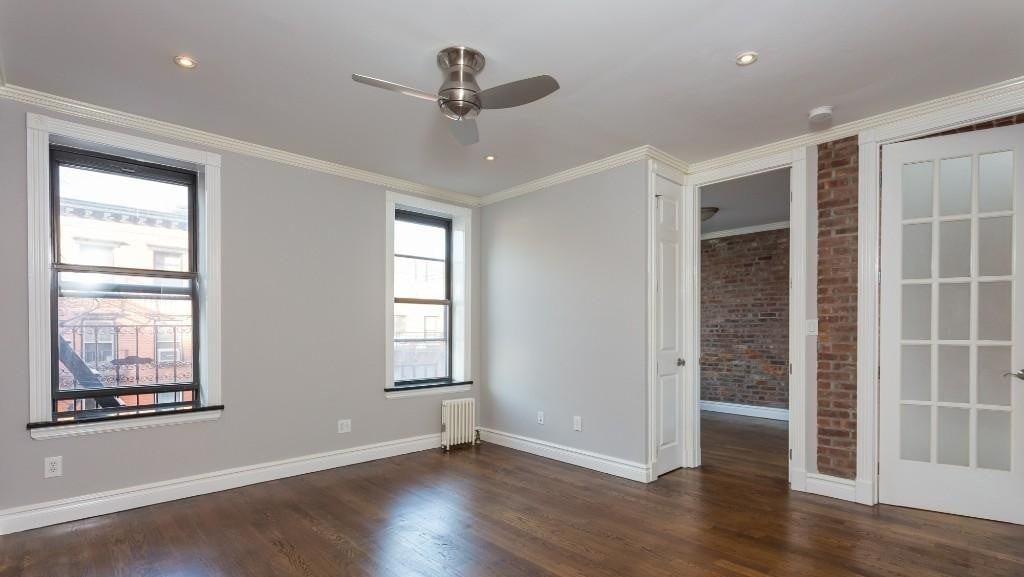 340 E 18th St #3B - Photo 4 of 8