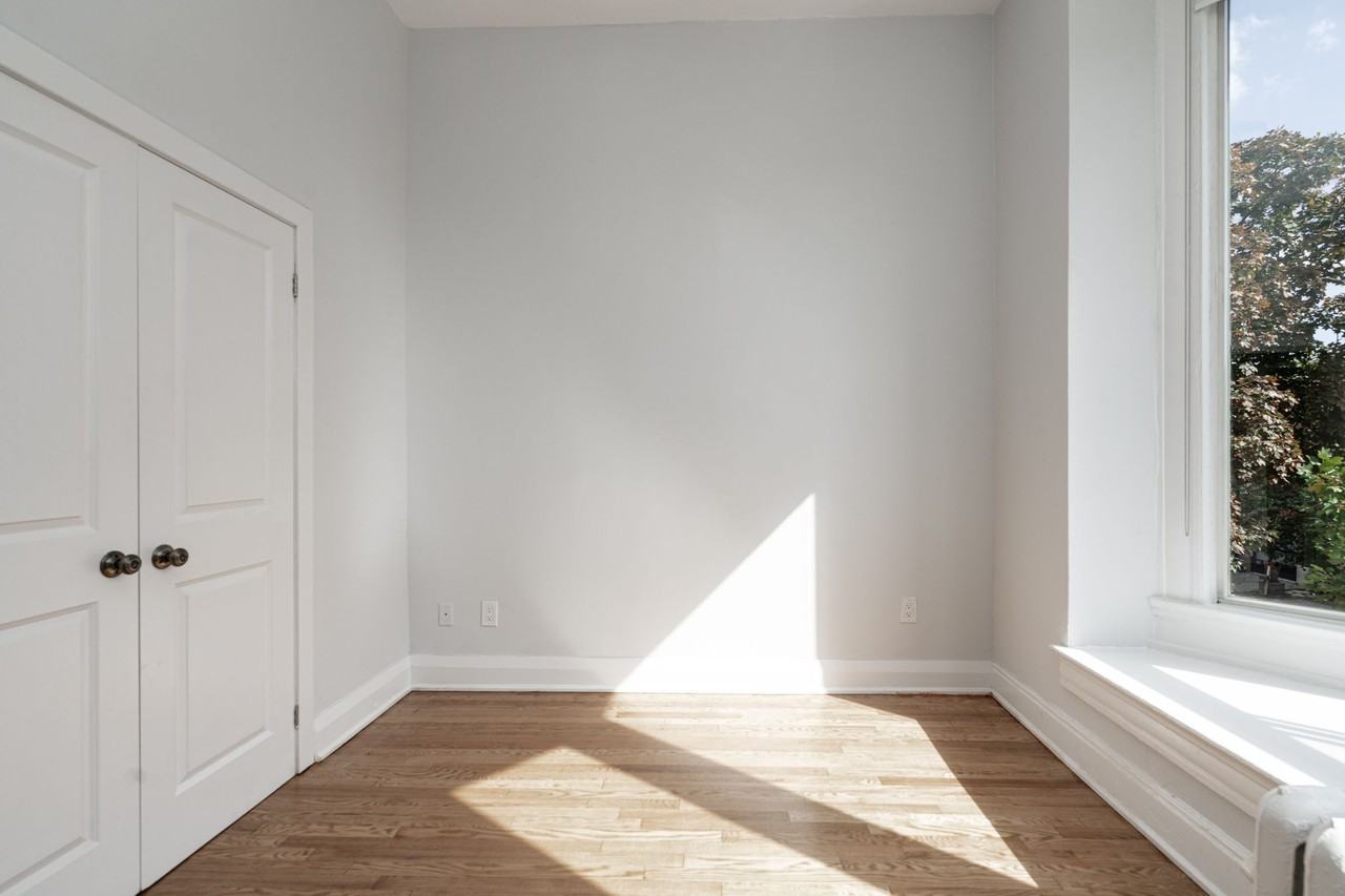 150 Fermanagh Avenue - Photo 2 of 38