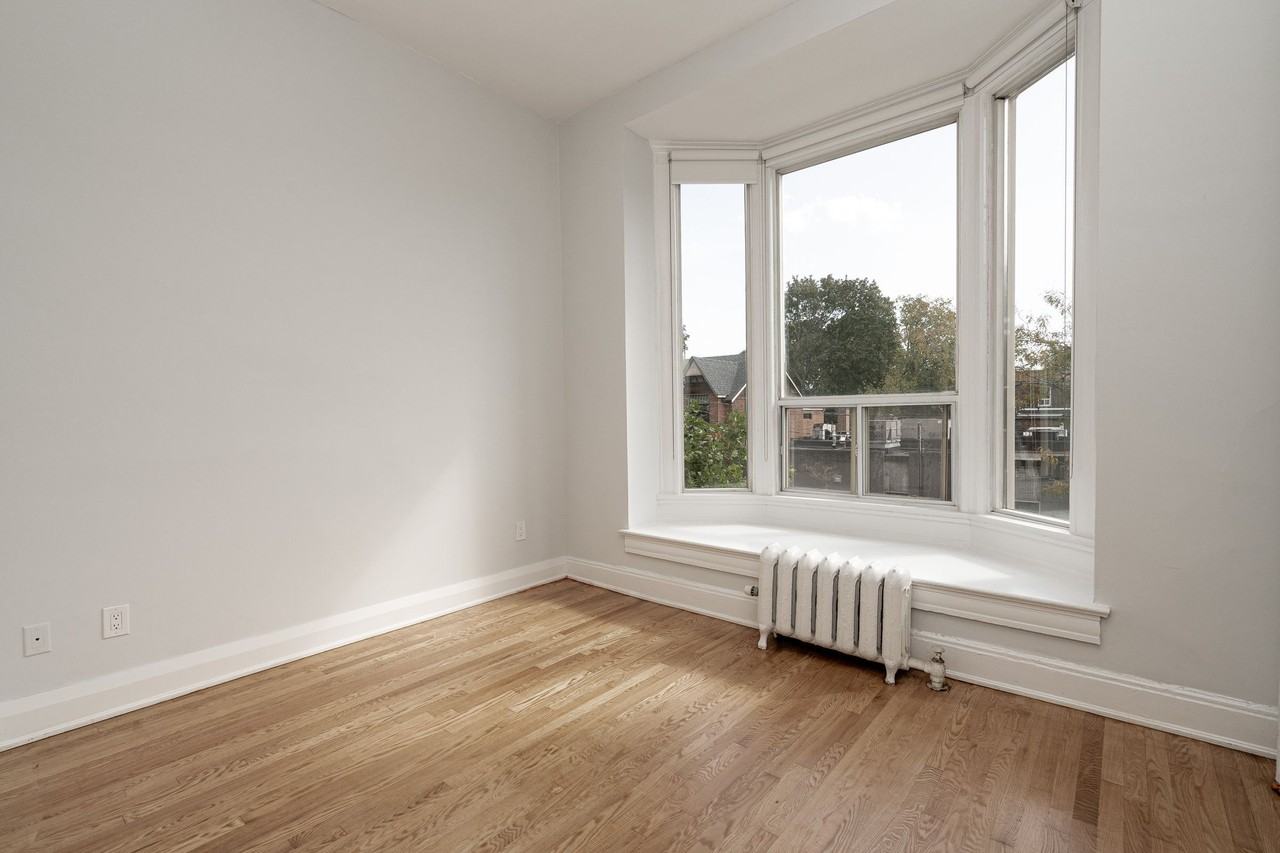 150 Fermanagh Avenue - Photo 3 of 38