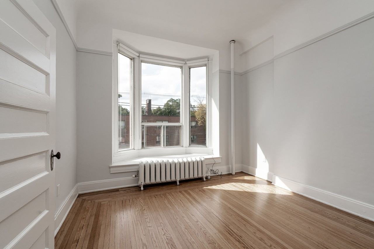 150 Fermanagh Avenue - Photo 5 of 38
