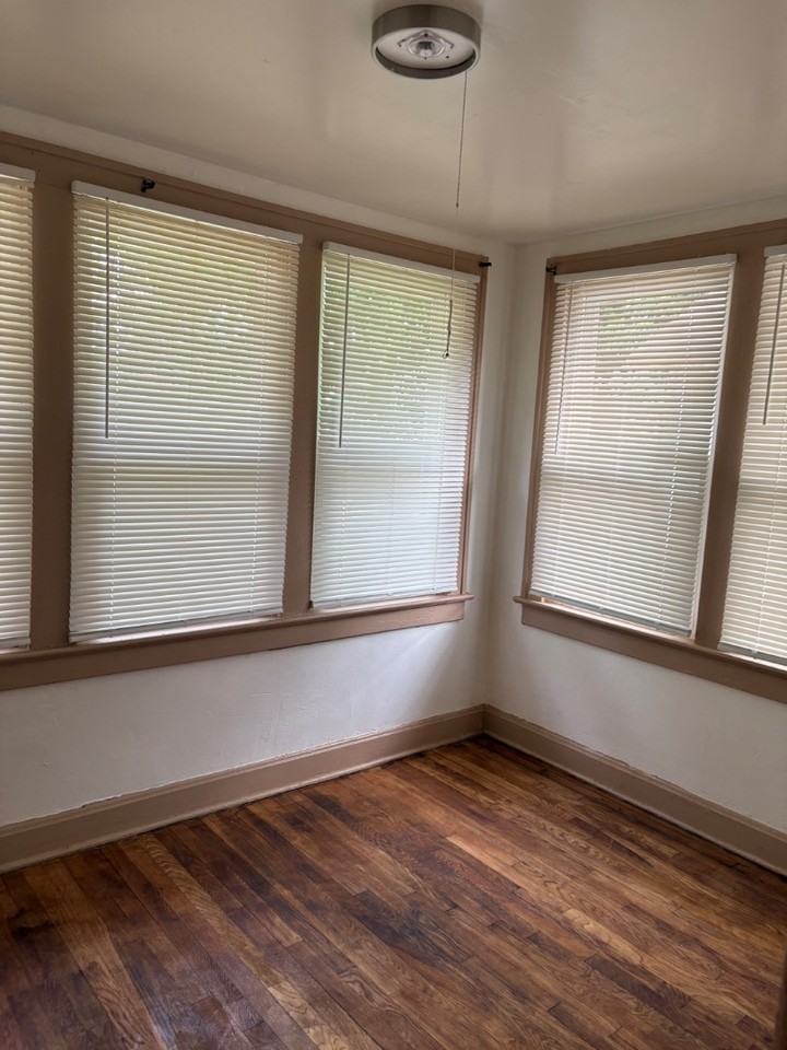 4119 College Ave - Photo 5 of 9