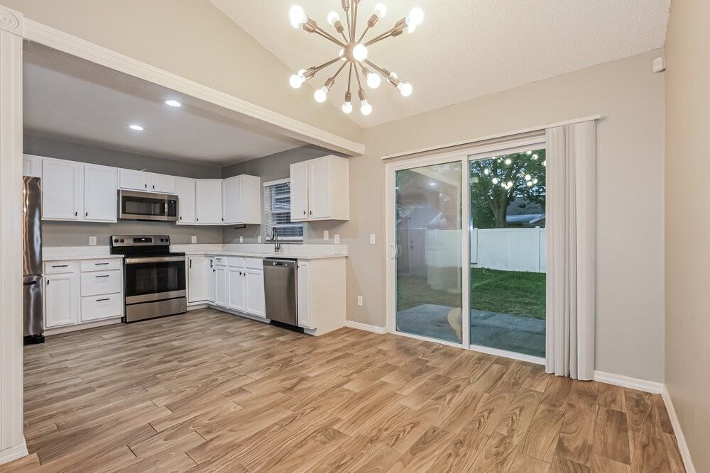 9715 Little Pond Way - Photo 5 of 16
