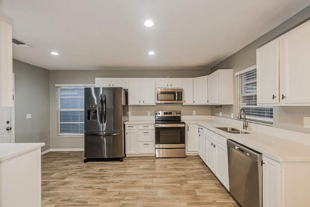 9715 Little Pond Way - Photo 6 of 16