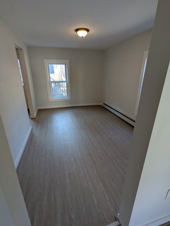 90 Prospect St #A - Photo 5 of 10