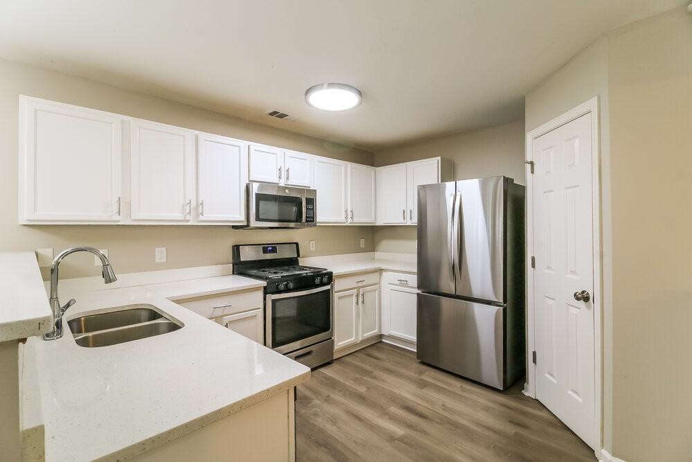 3022 Sable Run Rd - Photo 6 of 17