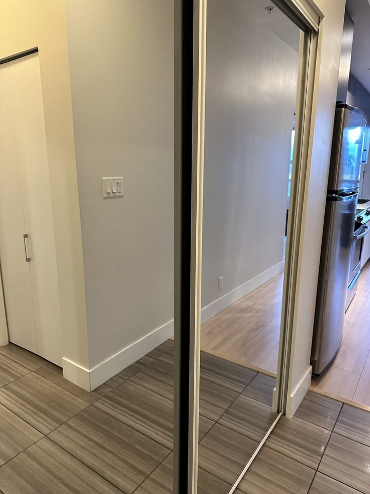 20211 66 Avenue - Photo 3 of 35