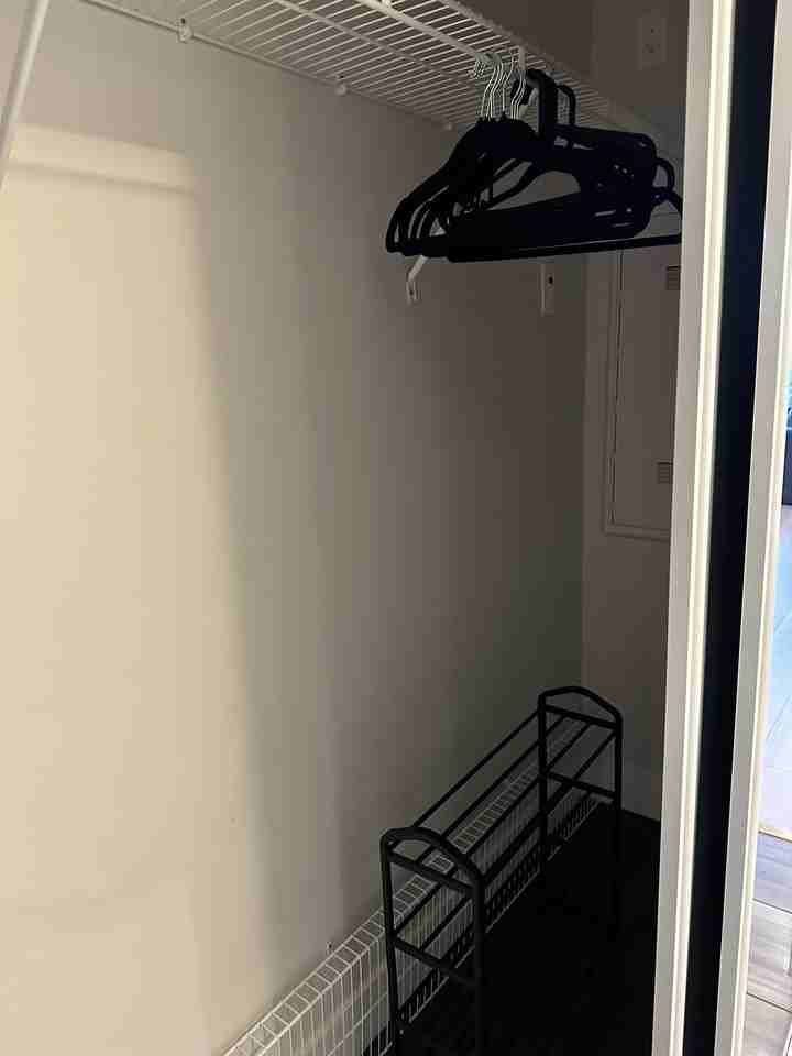 20211 66 Avenue - Photo 4 of 35