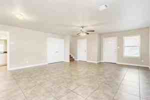featured image of 902 Twine St #1