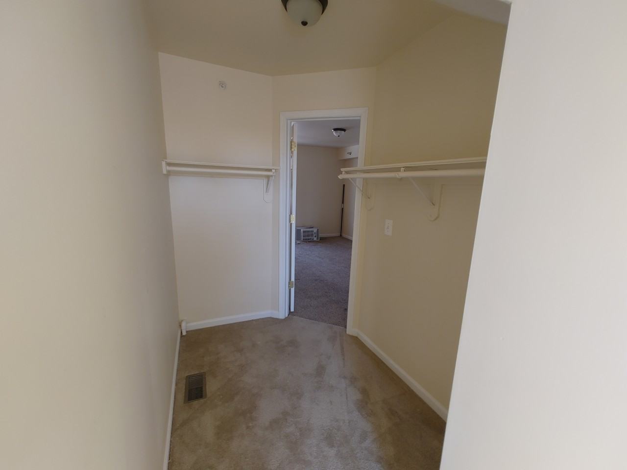186 Passaic St #1 - Photo 5 of 9