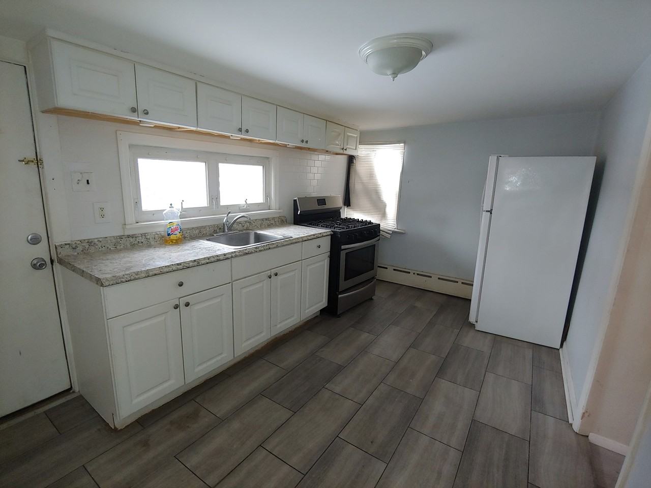 110 Haddon Ave #A - Photo 4 of 6