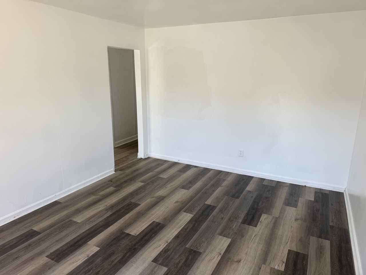 3652 W Austin Ct #1 - Photo 2 of 7
