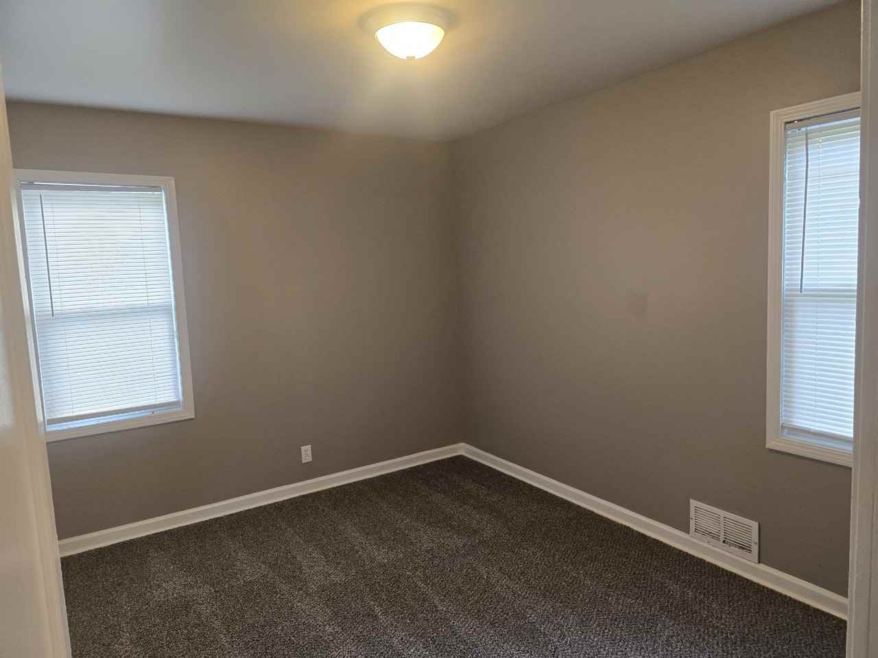 32470 Donnelly St #1 - Photo 5 of 10