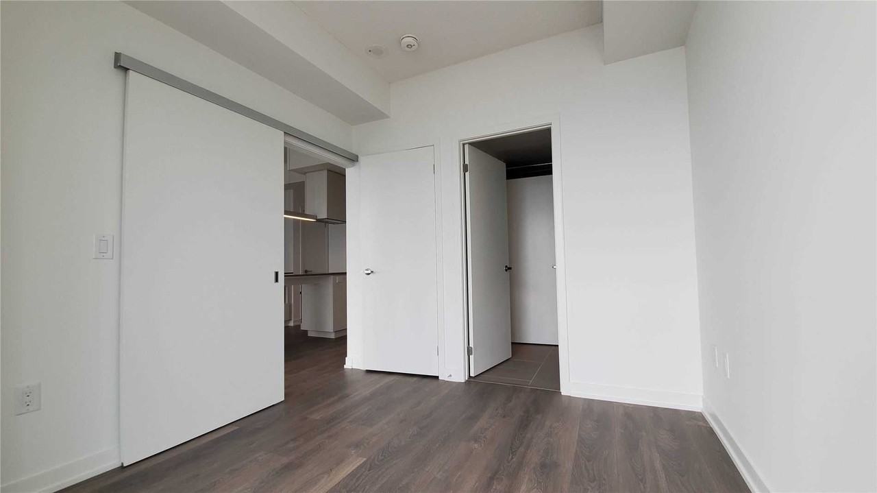 20 Richardson Street #2504 - Photo 7 of 11