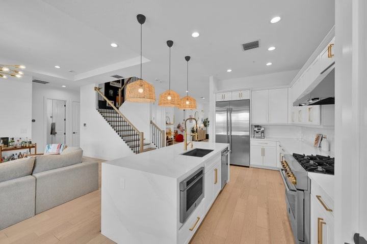 12554 Nautilus Circle - Photo 6 of 9