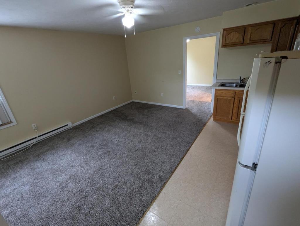 205 S West St #C - Photo 5 of 11