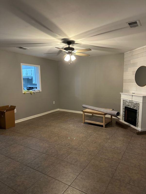 8085 Creekwood Cir E - Photo 7 of 22
