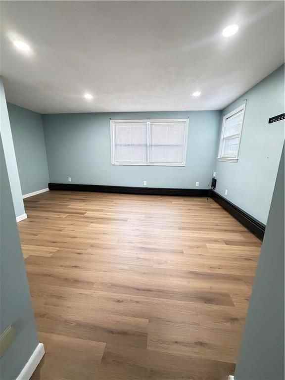 75 Hobson Ave - Photo 4 of 23