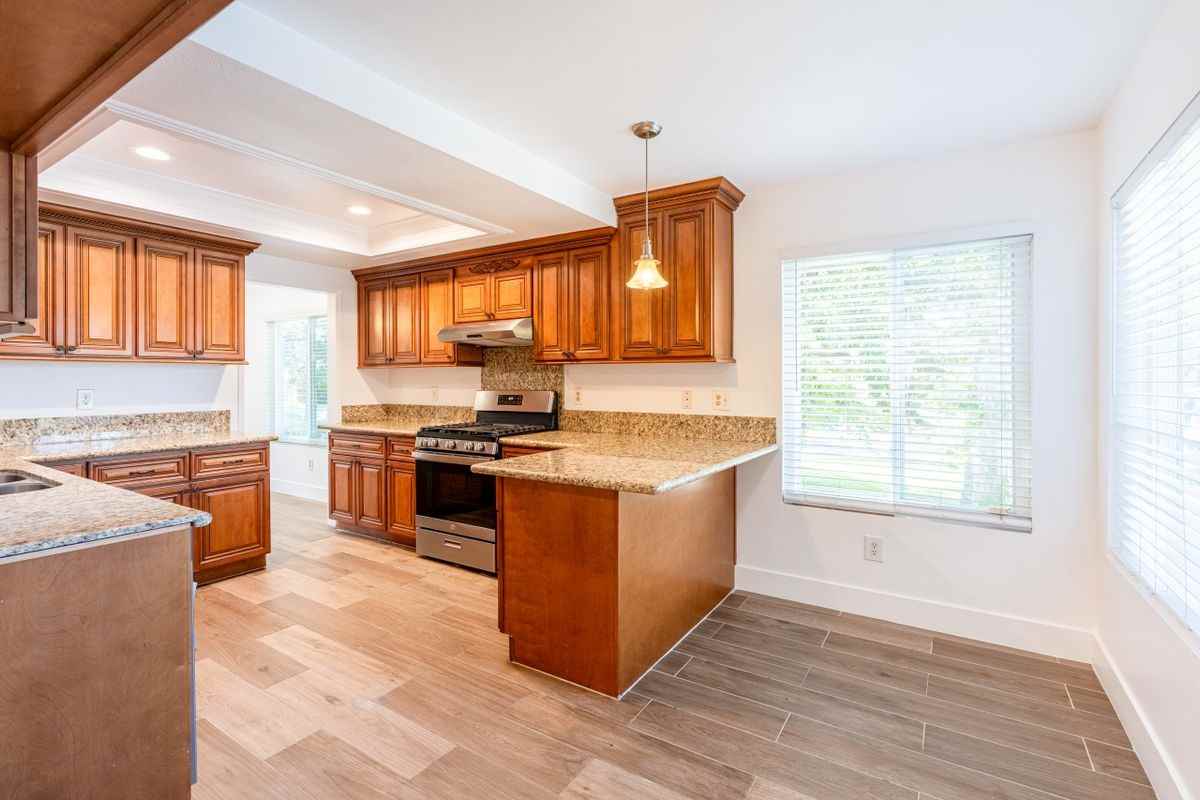 1119 Carmel Cir - Photo 3 of 36