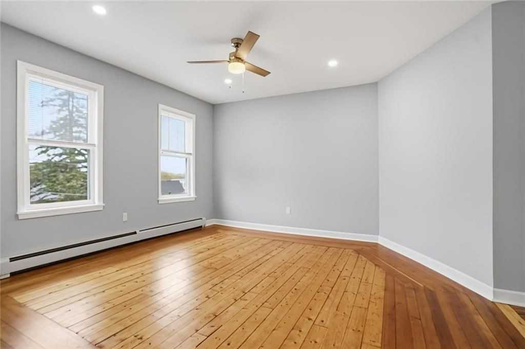 188 Division St ##2r
