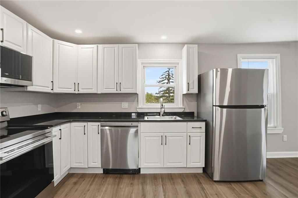 188 Division St ##3f