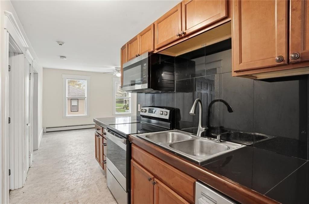 188 Division St ##3r - Photo 7 of 18