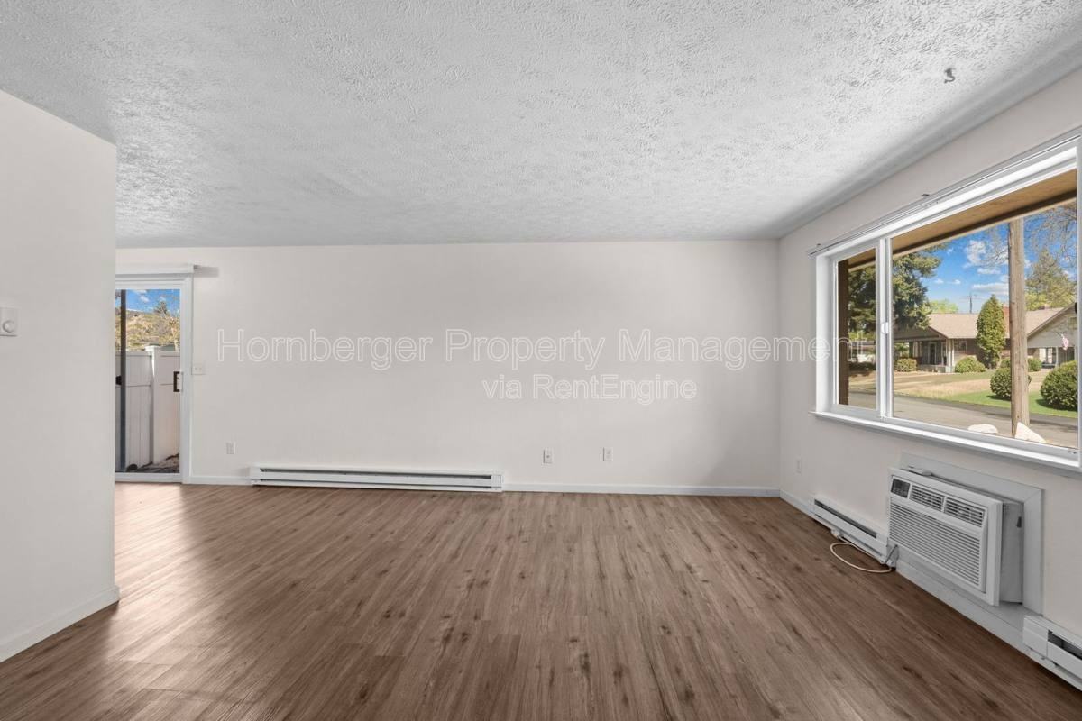 3617 N Washington St #3619 - Photo 2 of 8