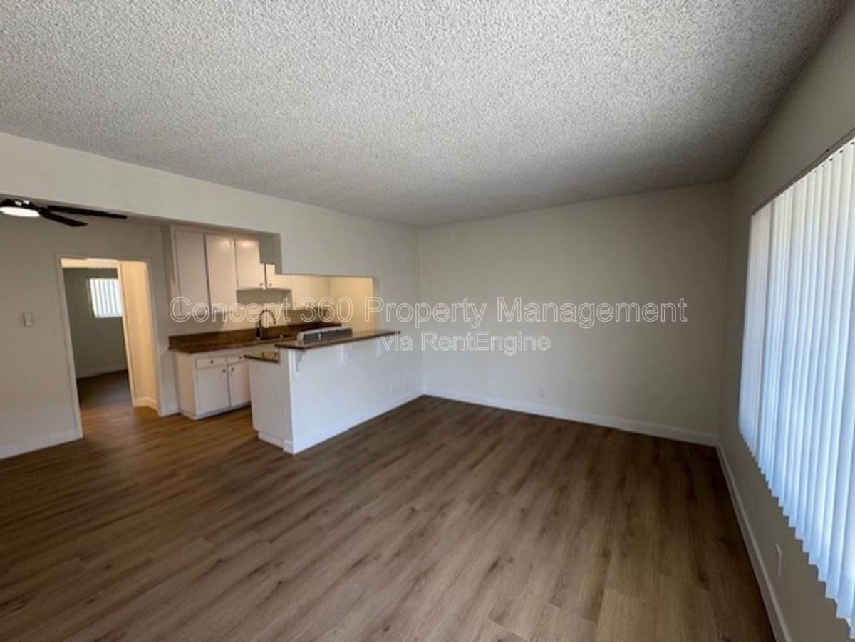 1021 Ohio Ave #7 - Photo 3 of 10