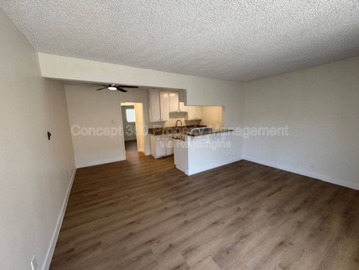 1021 Ohio Ave #7 - Photo 4 of 10