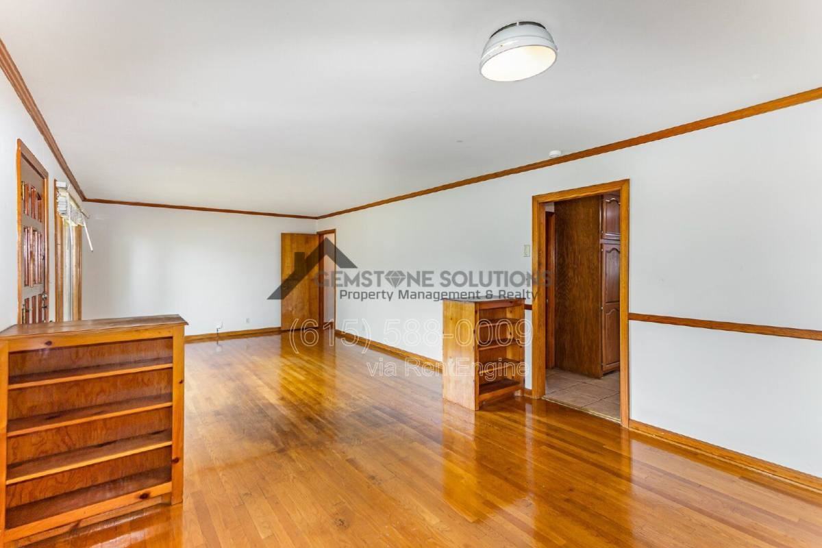 2610 Carter Ave #B - Photo 7 of 10