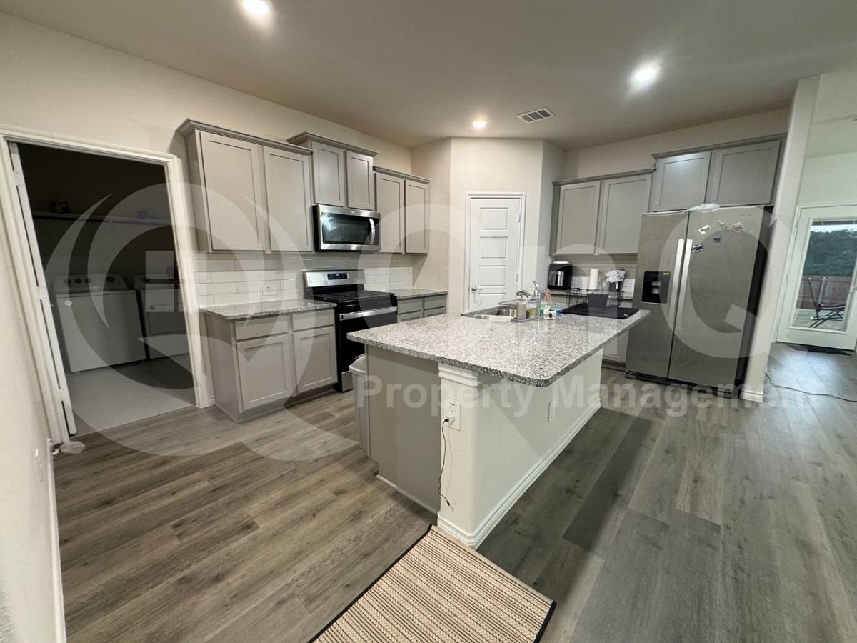 2901 Bald Eagle Blvd - Photo 2 of 8