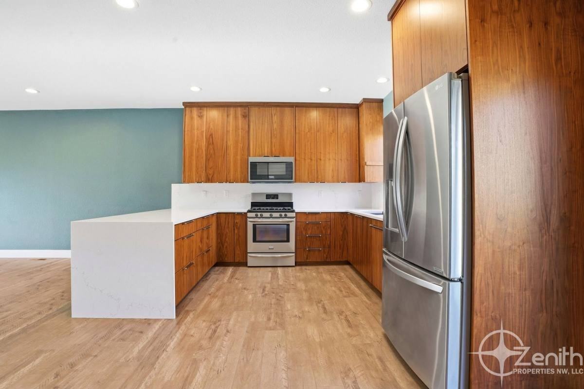 3906 Nicholson Rd - Photo 2 of 10