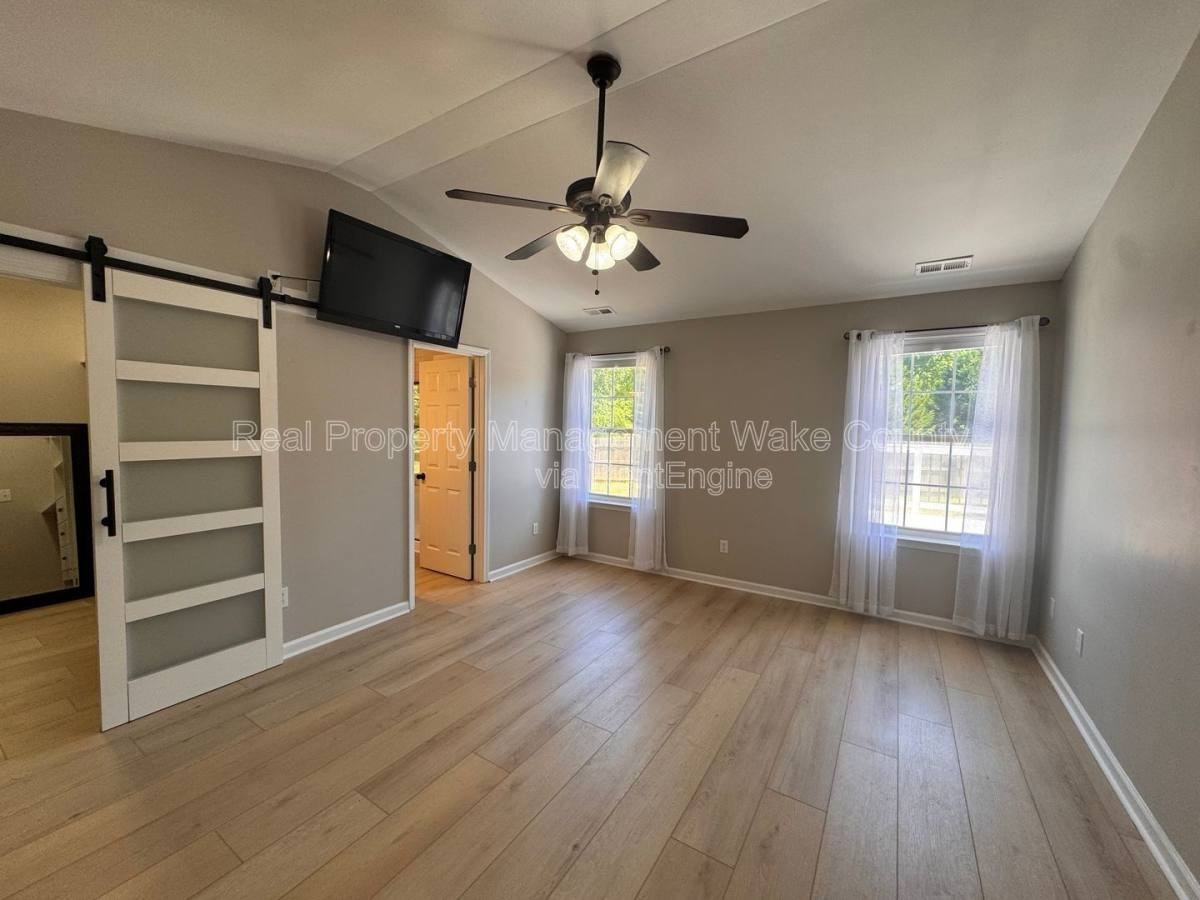 206 Lindell Dr - Photo 7 of 10
