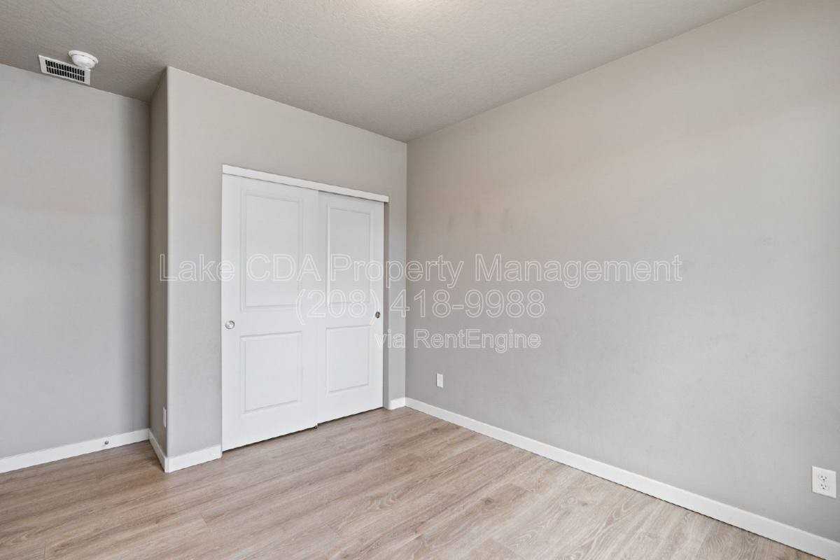 5673 W Rockingham Rd - Photo 7 of 10