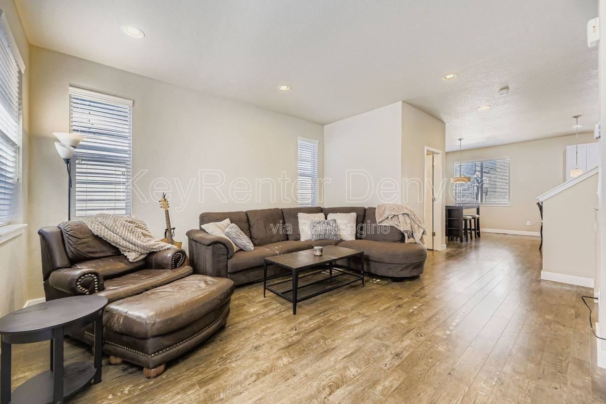12886 E Wesley Pl - Photo 7 of 10