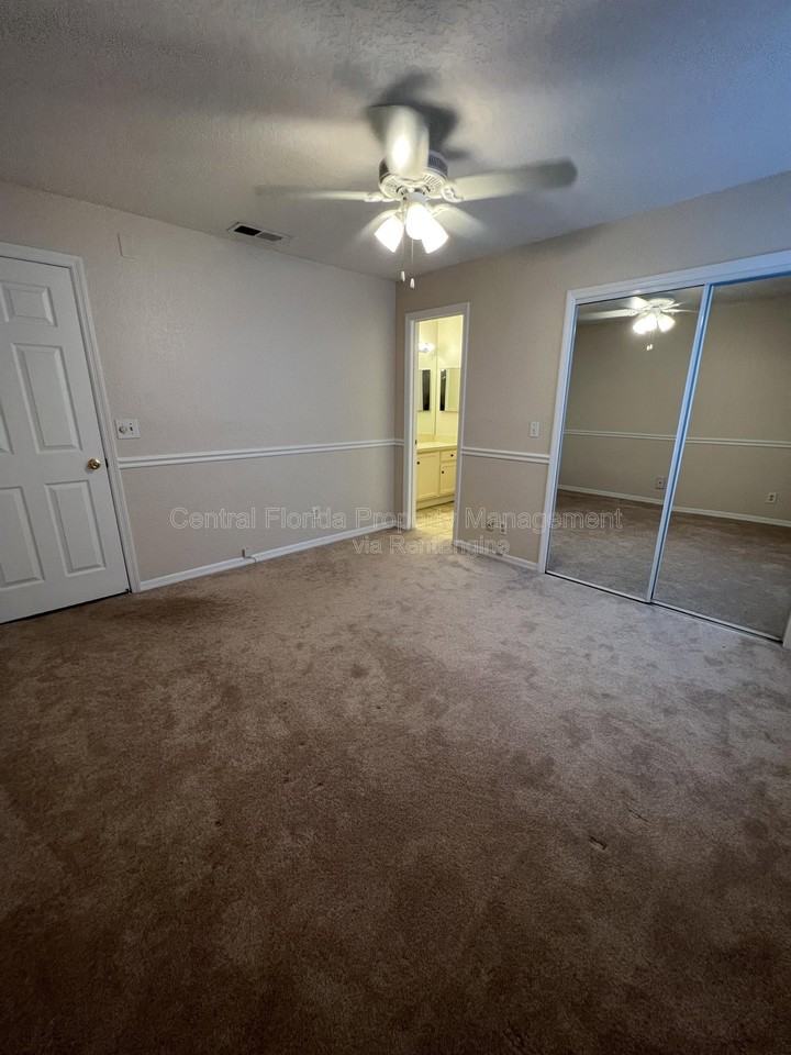 954 Forest Ridge Ct #202 - Photo 6 of 20