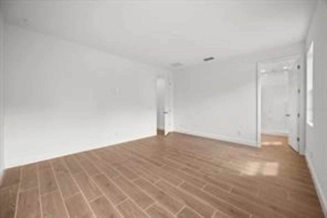7731 Scicli Way - Photo 3 of 31