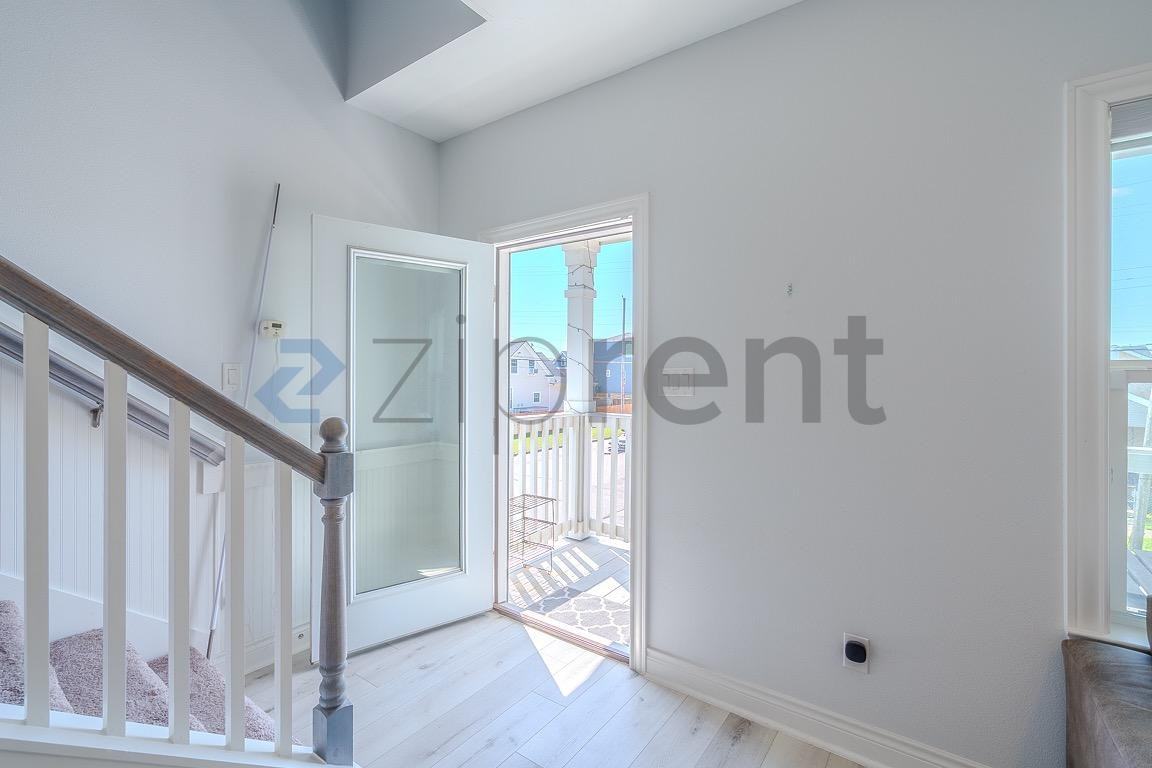 3002 Avenue K - Photo 6 of 30