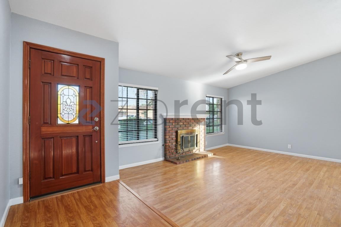 44119 Kirkland Ave - Photo 6 of 32