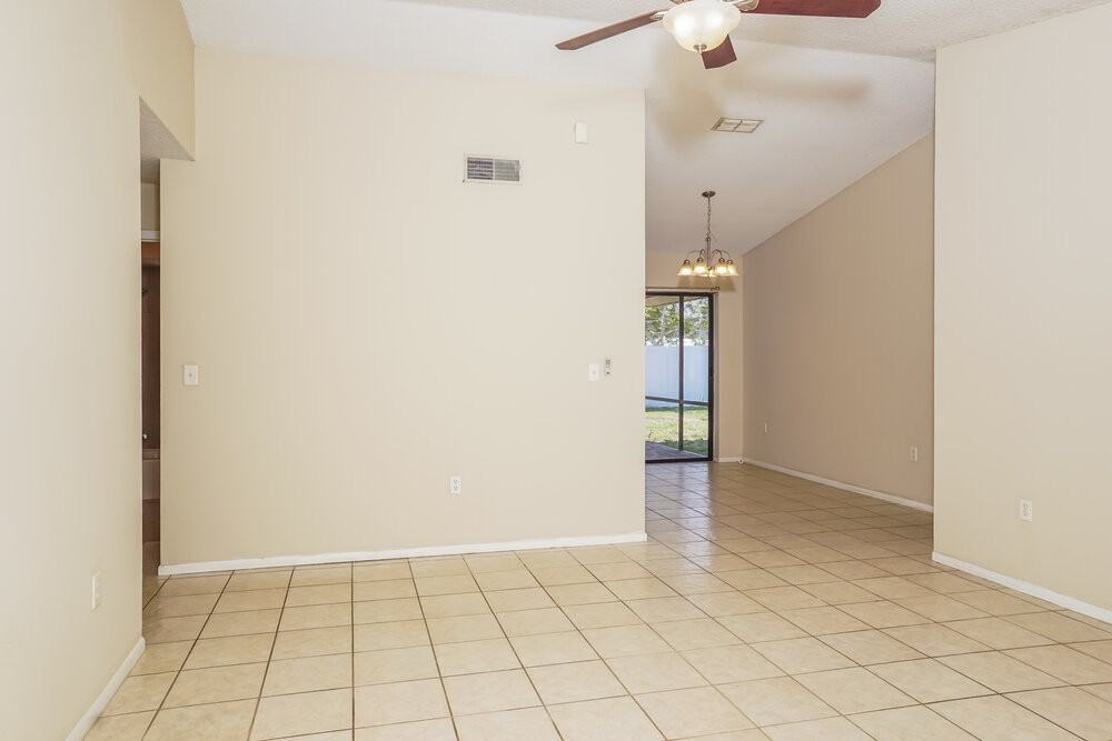 2264 Silver Maple Ct - Photo 5 of 16