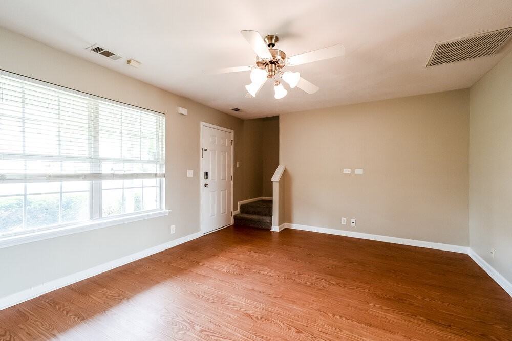 9204 Thomason Trl - Photo 6 of 17
