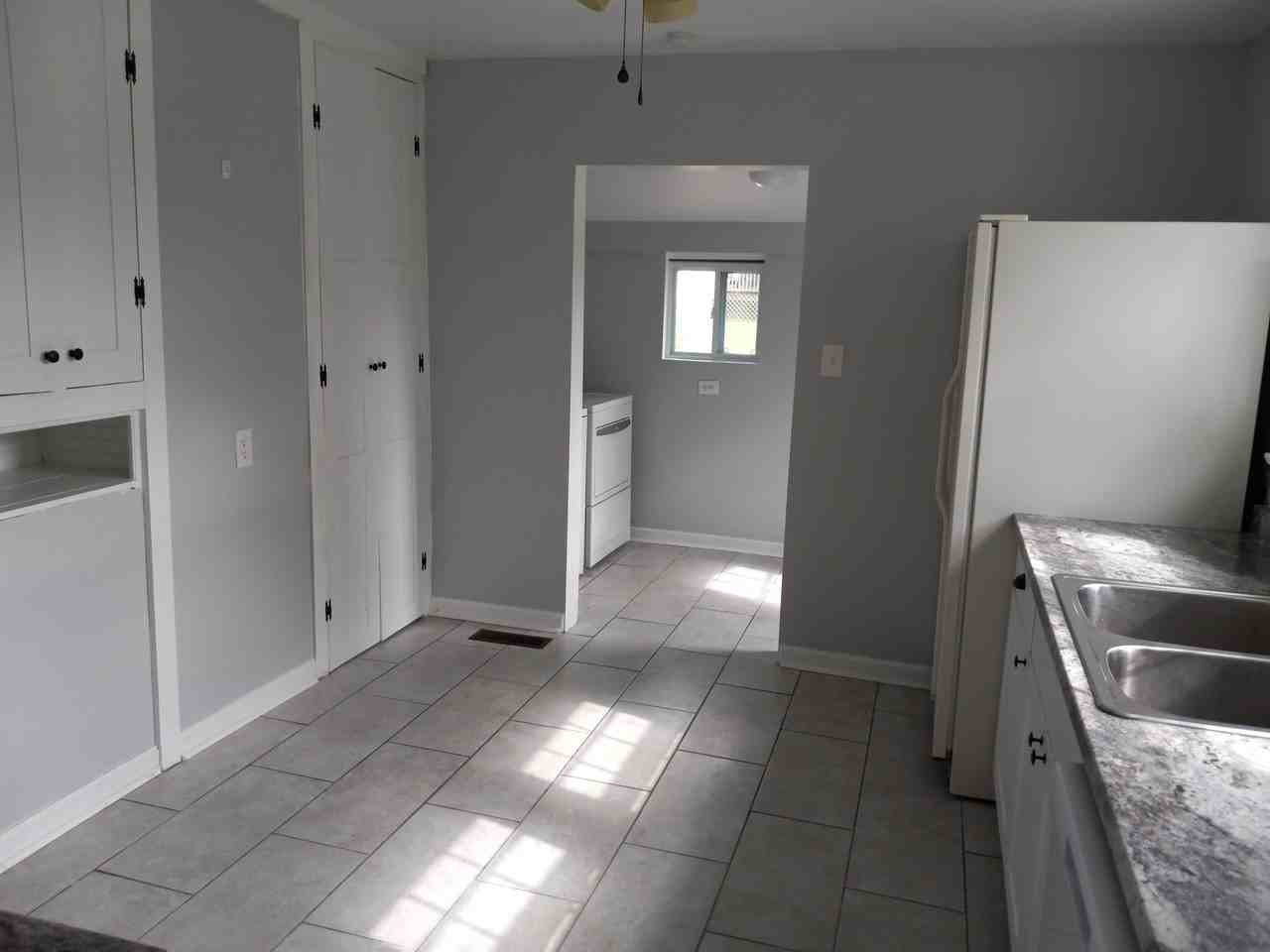 2827 Wilkinson Pike #NA - Photo 6 of 14