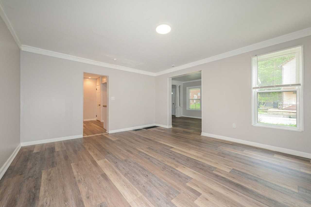 629 Highland Ave #NA - Photo 2 of 5