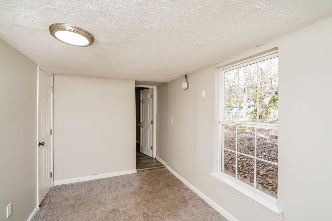 434 Penn St #NA - Photo 2 of 6